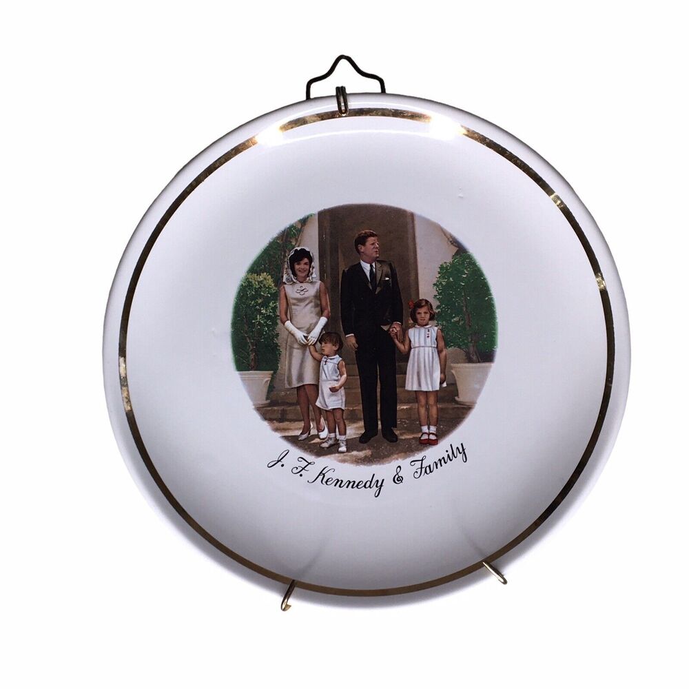 Vintage MCM President John F Kennedy Family Collector Plate Gold Rim With Hanger